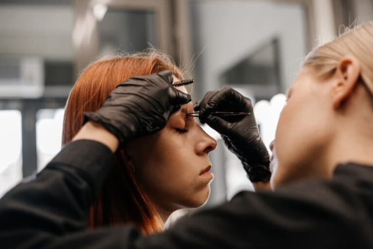 Обучение бровям