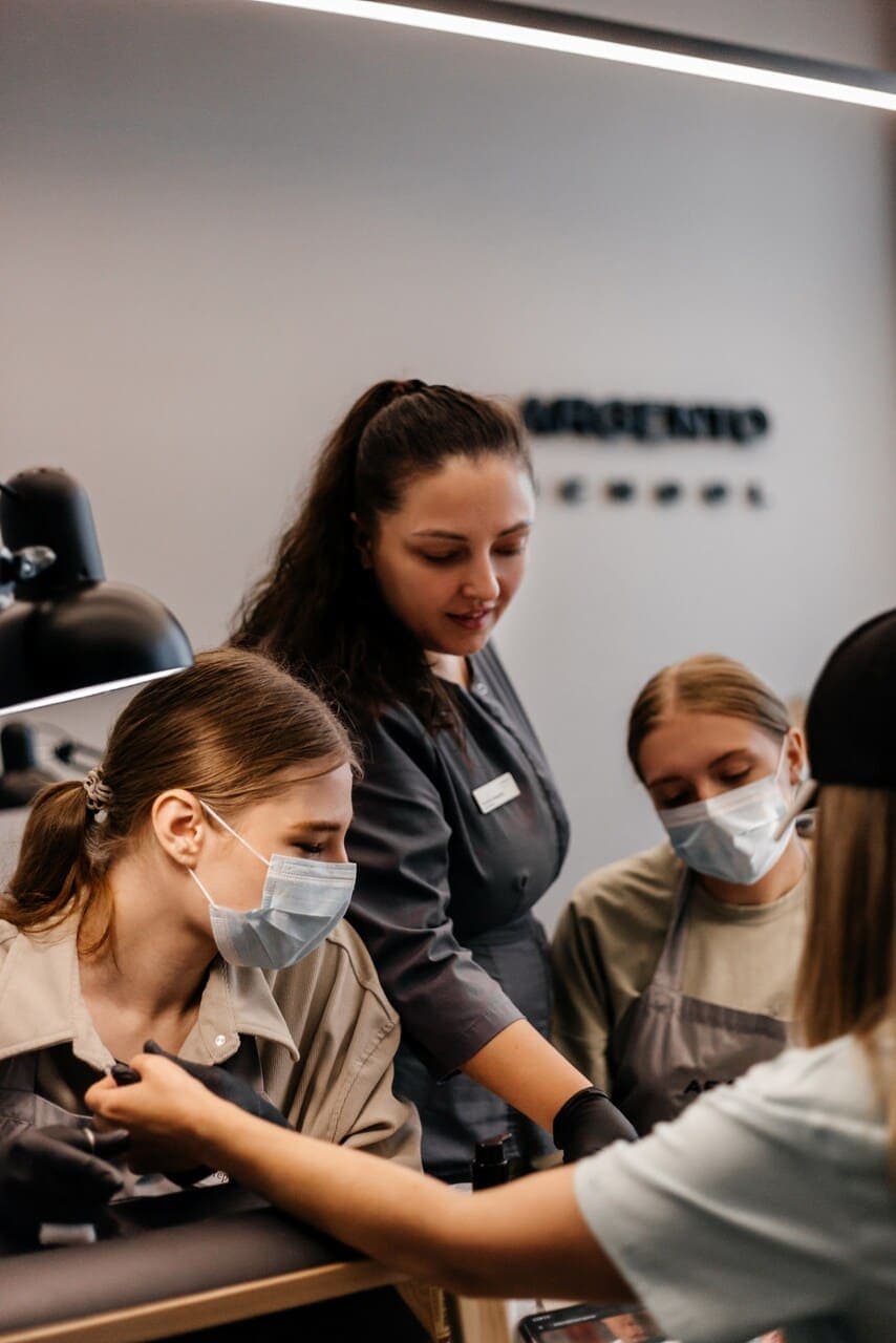 Мастер маникюра 5 дней